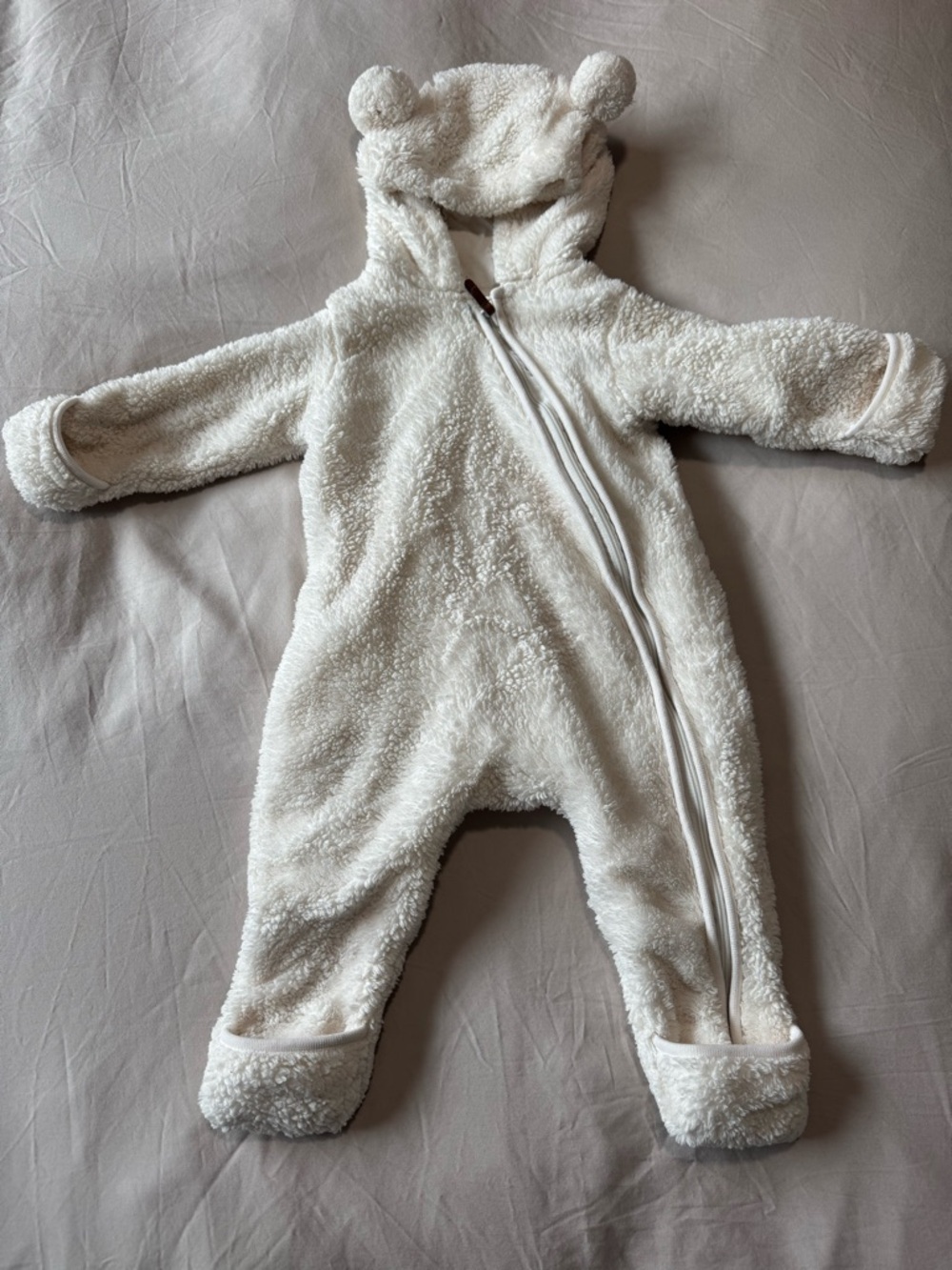 H&M Baby Bear Bunting - White